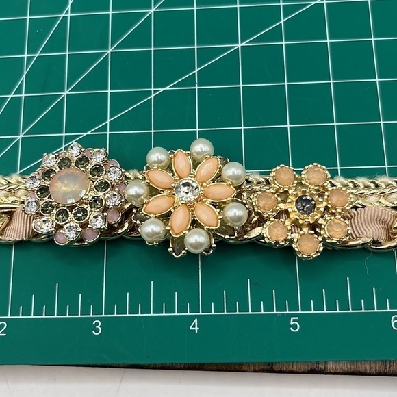 Bracelet by Gennaro Bling Faux Pearl Bracelets With Rhinestones Flowers - Picture 11 of 12